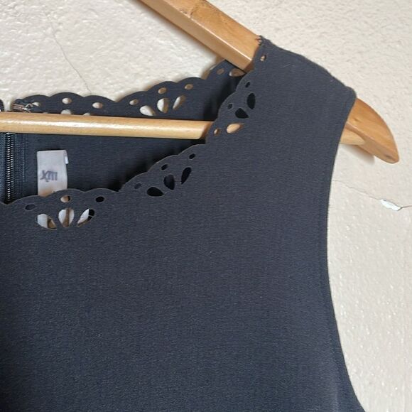 Loft Anne Taylor Black Scallop Trim Classic Fit & Flare Dress size 10 - Picture 4 of 8